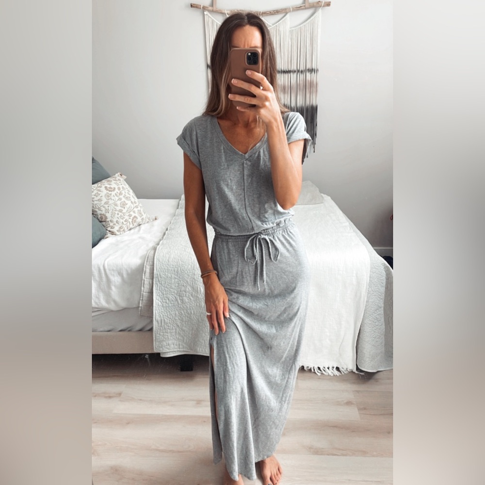 Splendid Maxi Dress size small Gray Short Sleeve